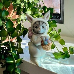 VTG 1987 Schmid Kitty Cucumber Dressed as a Rabbit Figurine
